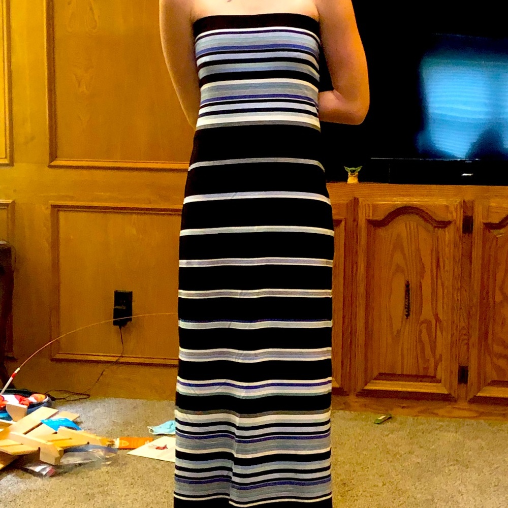 WHBM striped maxi dress/skirt green blue black white EUC size small
